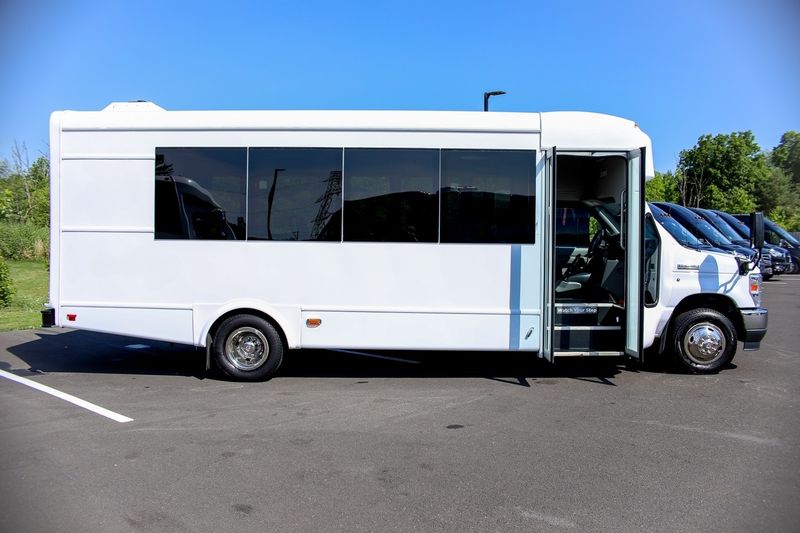 21-passenger-mini-bus-shuttle-exterior-side-view