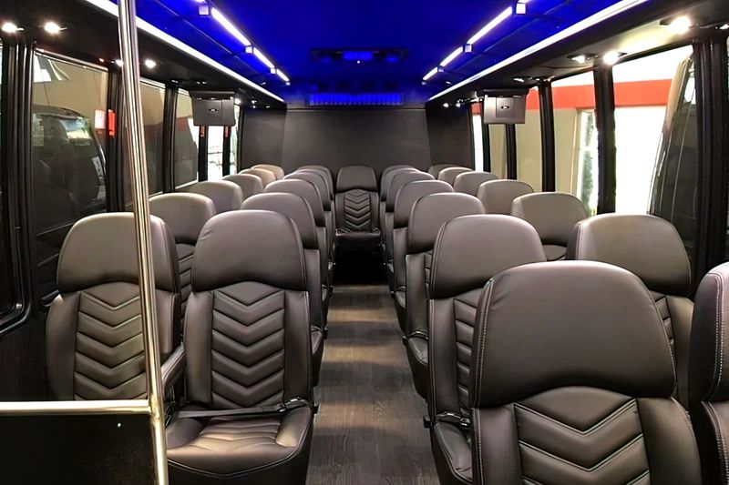 28 PASSENGER MINIBUS - Mini Bus