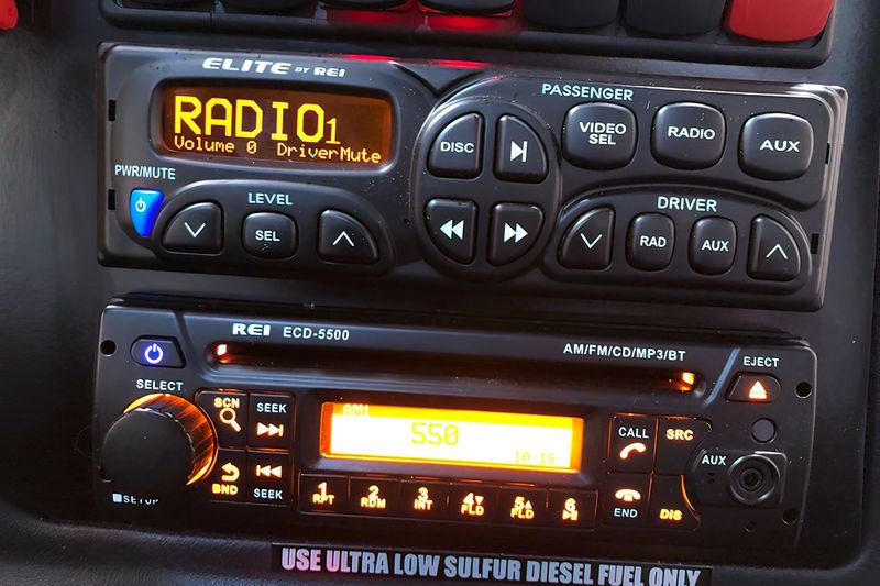 30 PAX Bus - Motor Coach