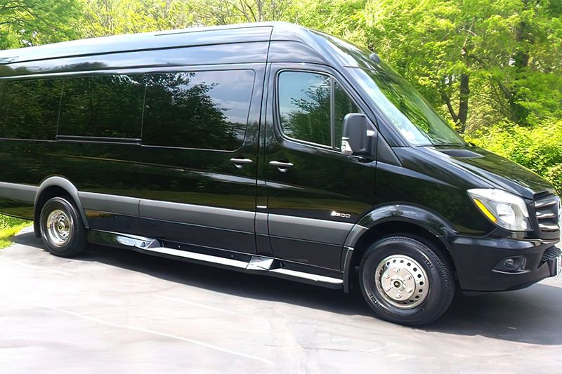12 PAX Mercedes Sprinter Limousine - Van